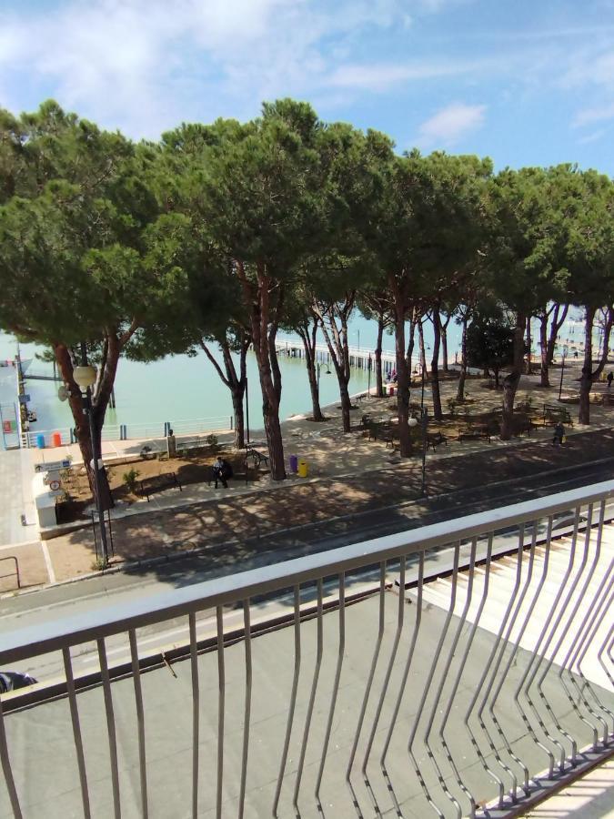 פסיניאנו סול טרסימנו The View - Sunset & Relax - Suite - Appartamenti Vista Lago מראה חיצוני תמונה